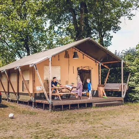 Veluwepark De Bosgraaf | Glamping Lieren