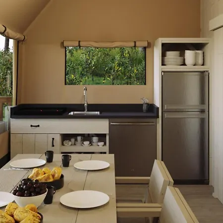 Veluwepark De Bosgraaf | Glamping * Lieren