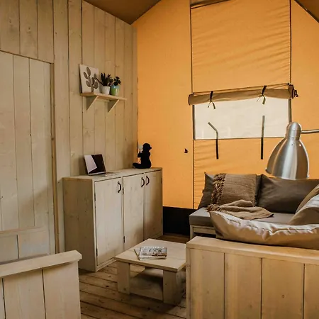 Кемпинг Veluwepark De Bosgraaf | Glamping Lieren