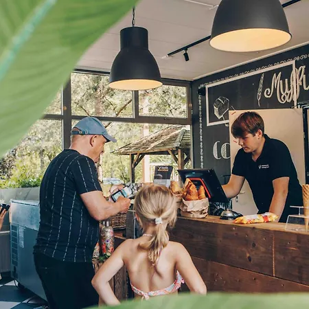 Camping Veluwepark De Bosgraaf | Glamping