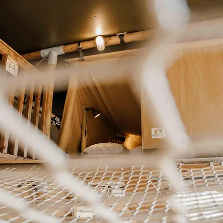 אתר קמפינג Veluwepark De Bosgraaf | Glamping Lieren