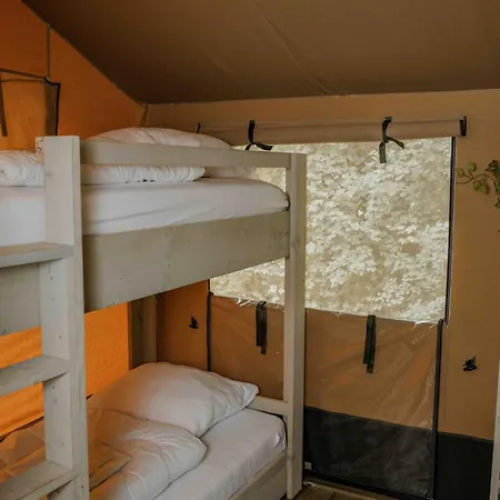 אתר קמפינג Veluwepark De Bosgraaf | Glamping Lieren