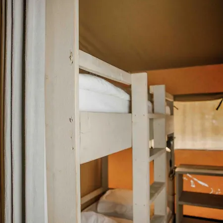 Veluwepark De Bosgraaf | Glamping אתר קמפינג *